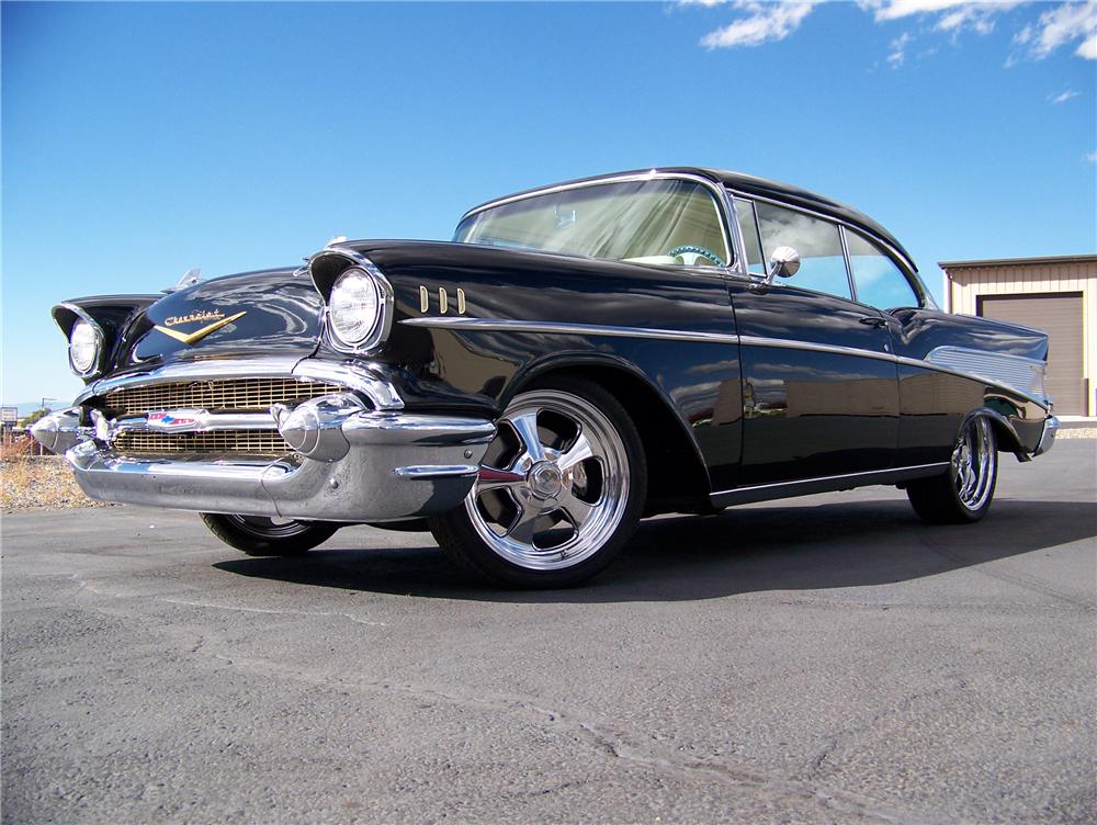 1957 CHEVROLET BEL AIR CUSTOM 2 DOOR HARDTOP