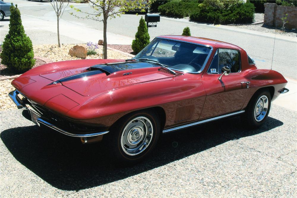 1967 CHEVROLET CORVETTE COUPE