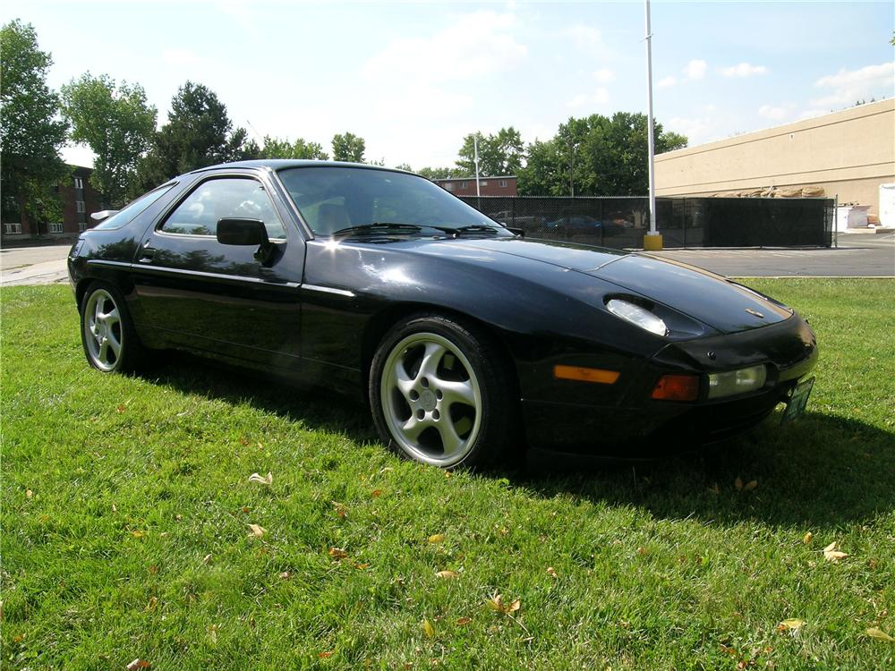 1990 PORSCHE 928 GT 2 DOOR COUPE