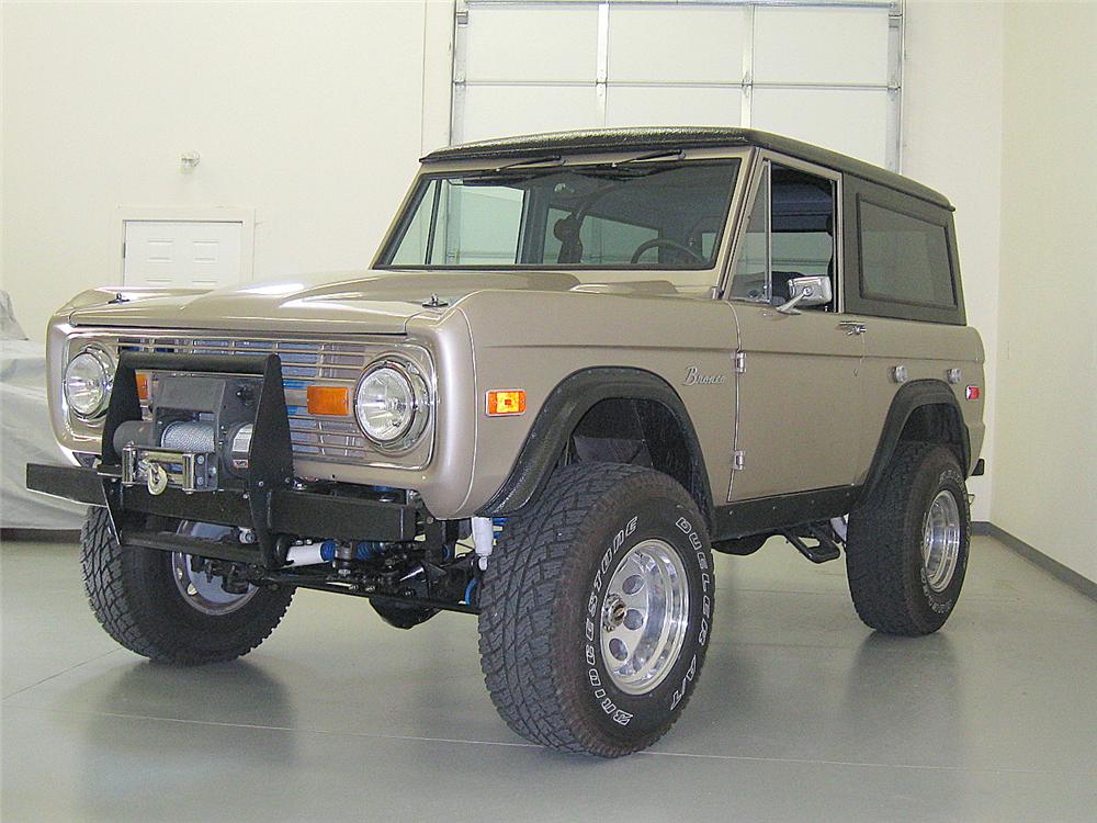 1974 FORD BRONCO CUSTOM 4X4 SUV