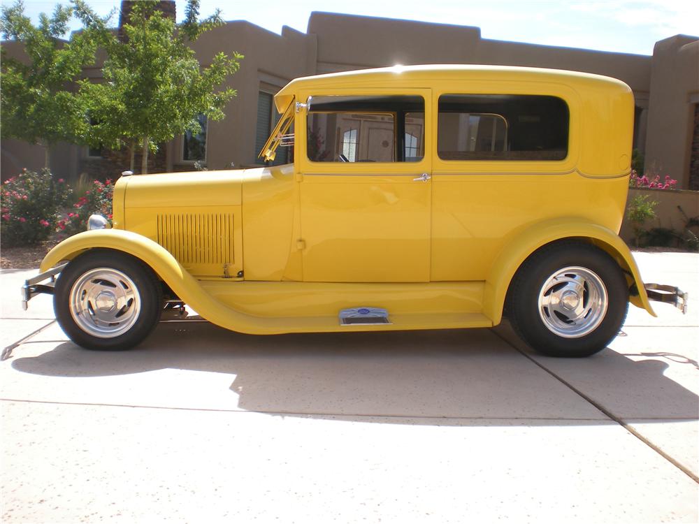 1929 FORD MODEL A CUSTOM SEDAN