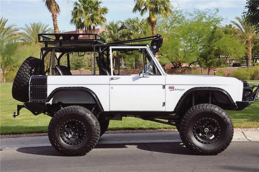 1974 FORD BRONCO CUSTOM SUV