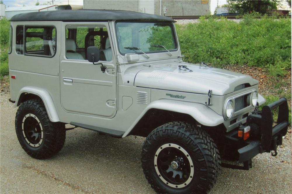 1977 TOYOTA LAND CRUISER FJ-40 CUSTOM SUV