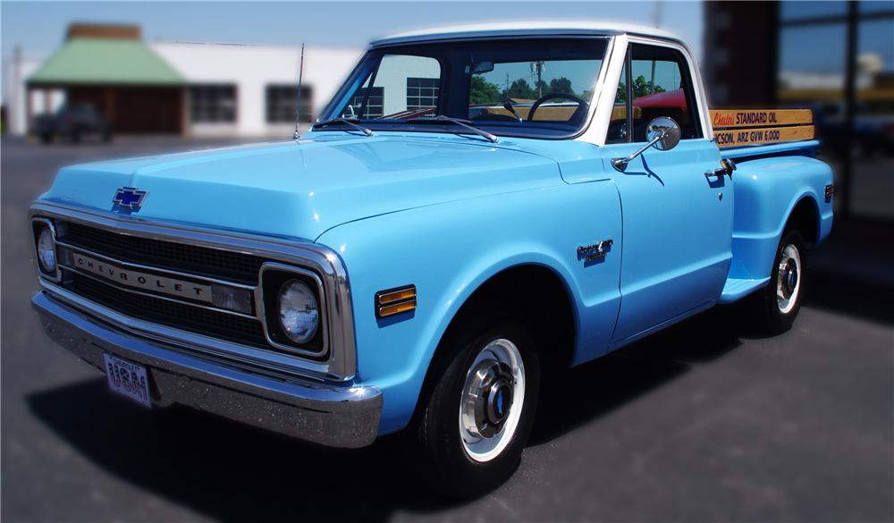 1969 CHEVROLET C-10 PICKUP