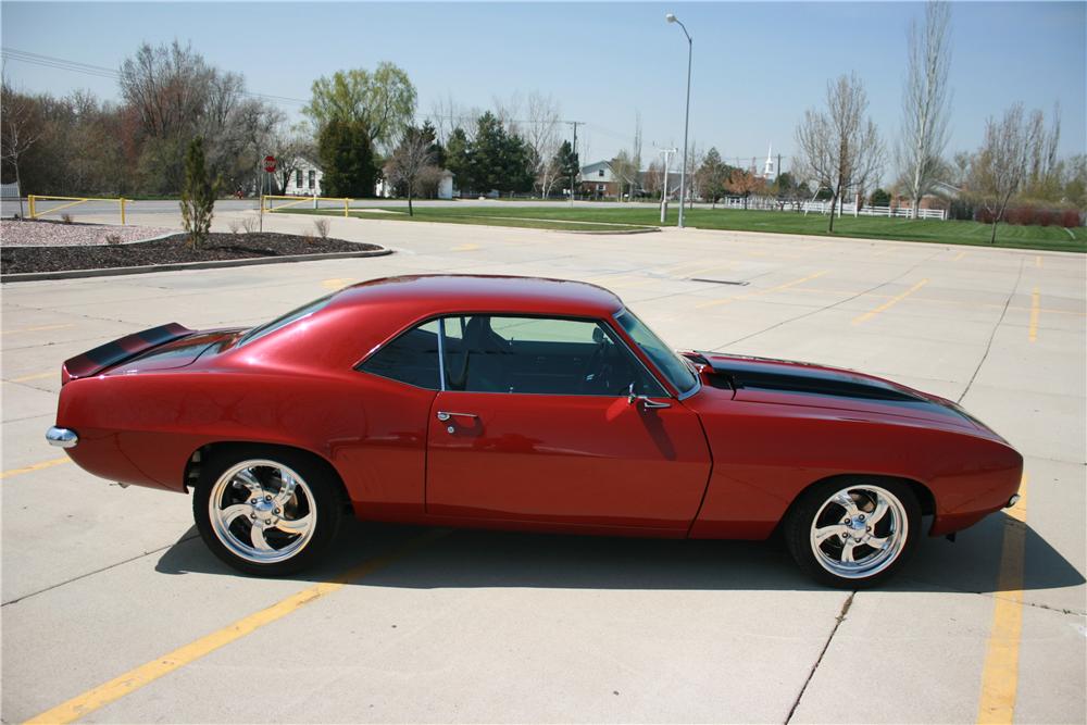 1969 CHEVROLET CAMARO CUSTOM 2 DOOR COUPE