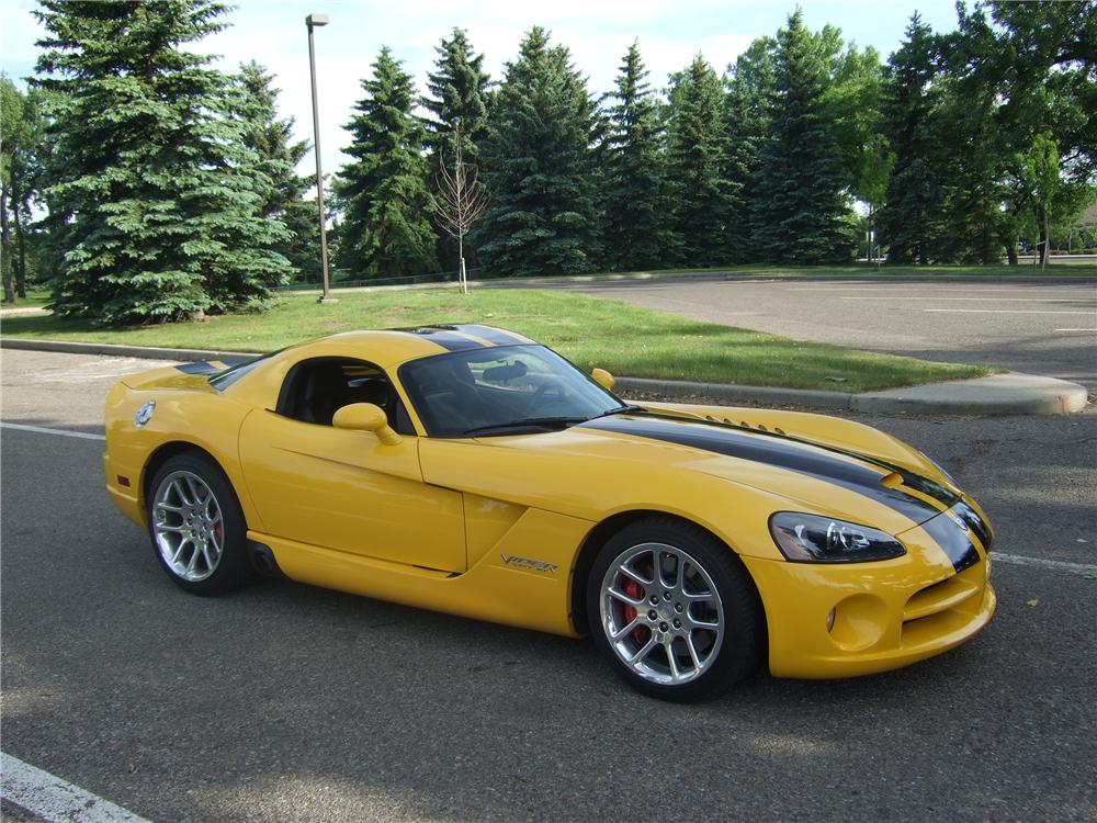 2006 DODGE VIPER COUPE