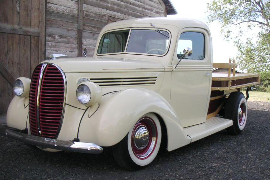 1938 FORD CUSTOM FLATBED WOODY TRUCK