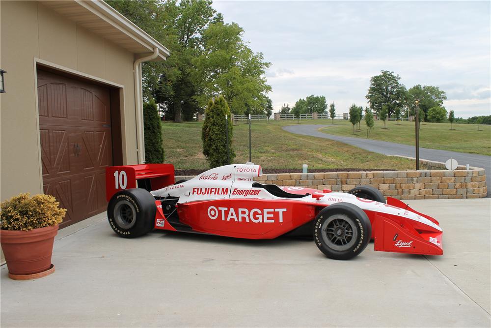 2003 INDY IRL RACE CAR