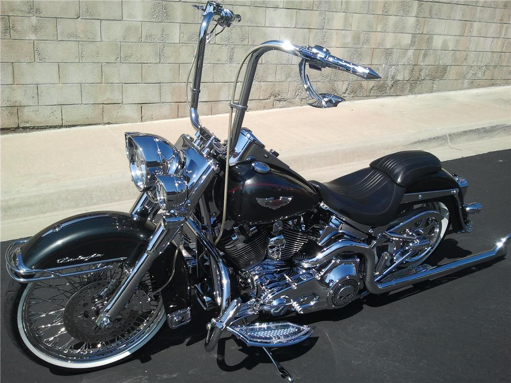 2005 HARLEY-DAVIDSON SOFTAIL CUSTOM MOTORCYCLE