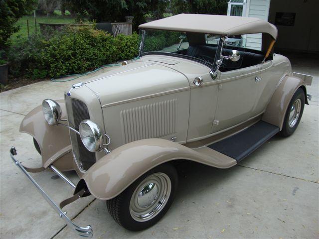 1932 FORD CUSTOM ROADSTER