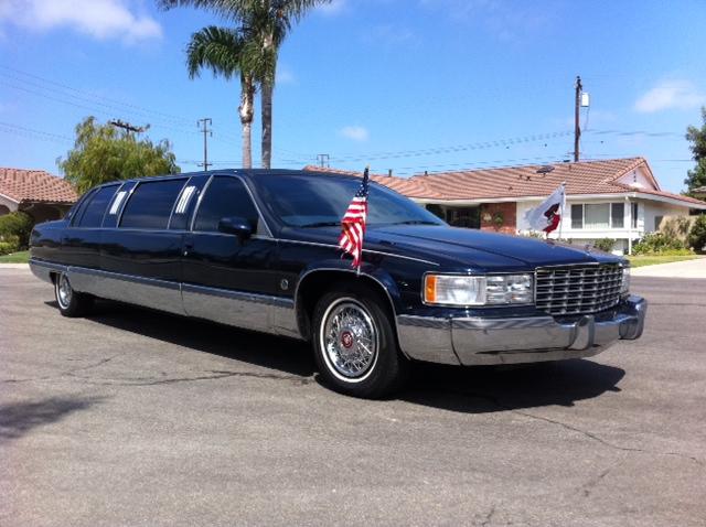 1993 CADILLAC LIMO