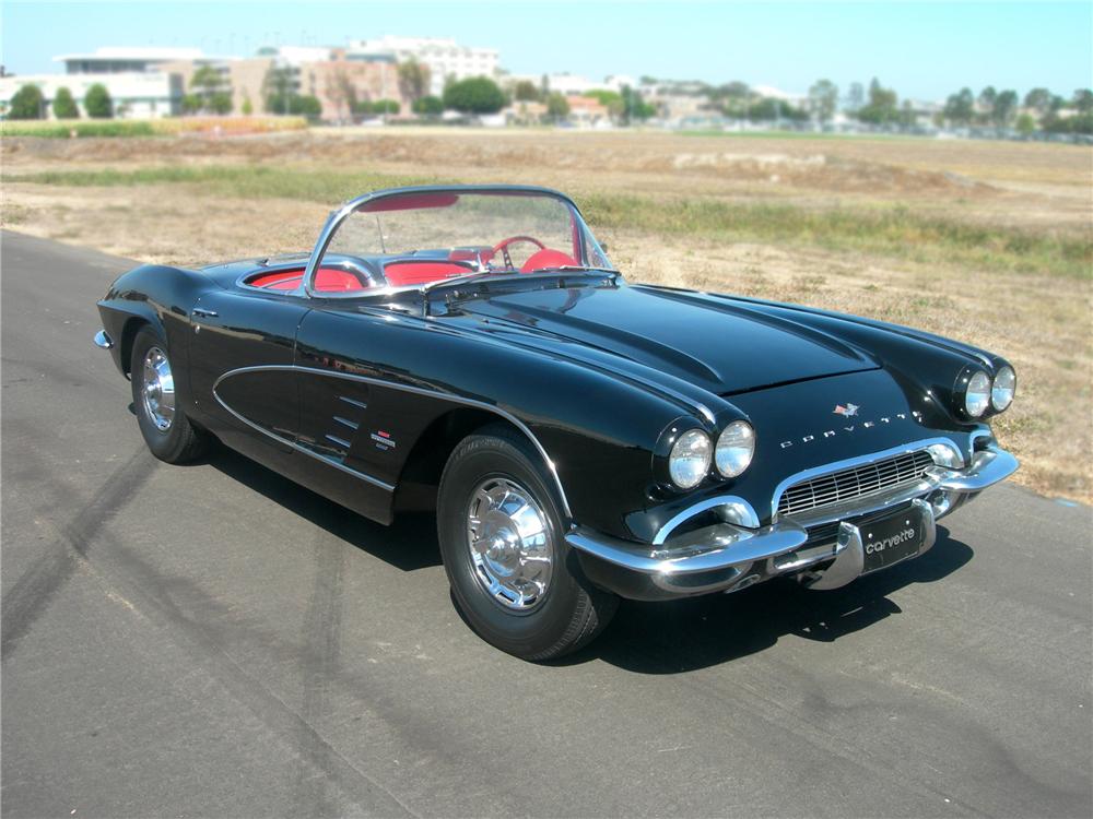 1961 CHEVROLET CORVETTE CONVERTIBLE