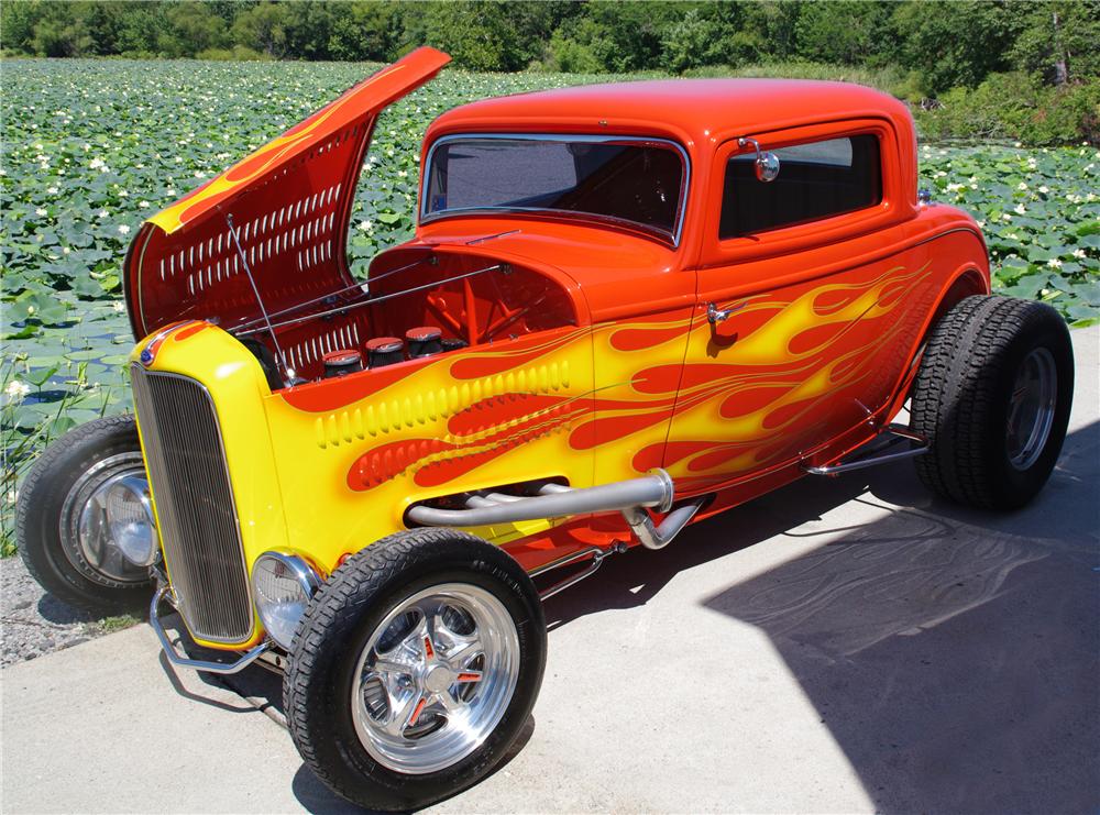 1932 FORD CUSTOM 2 DOOR COUPE