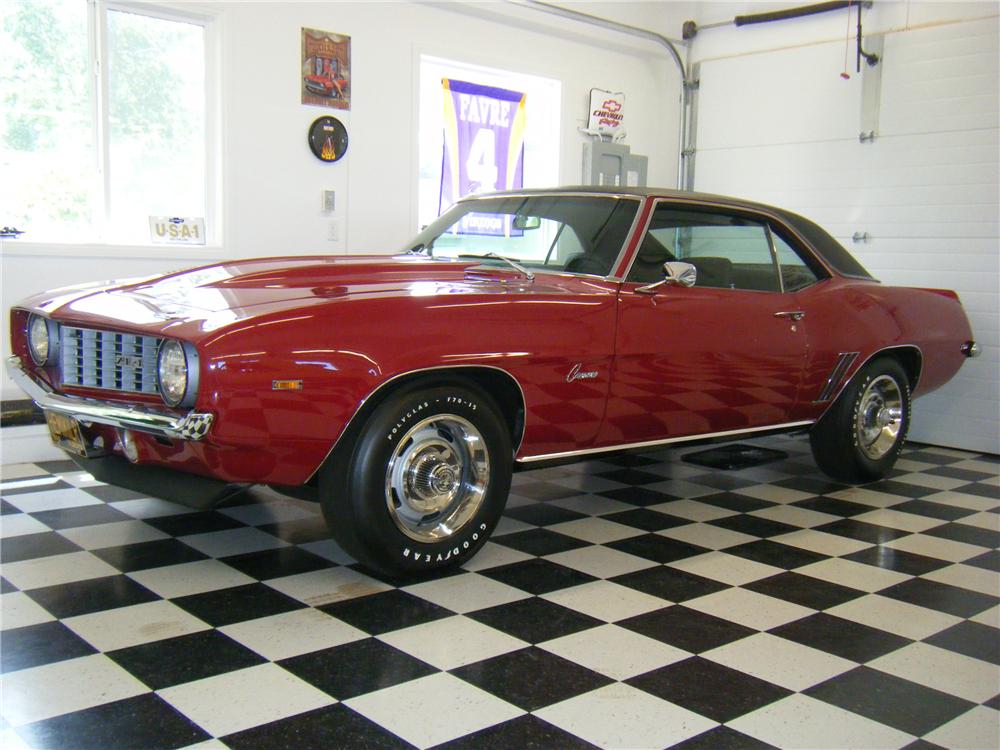 1969 CHEVROLET CAMARO COUPE