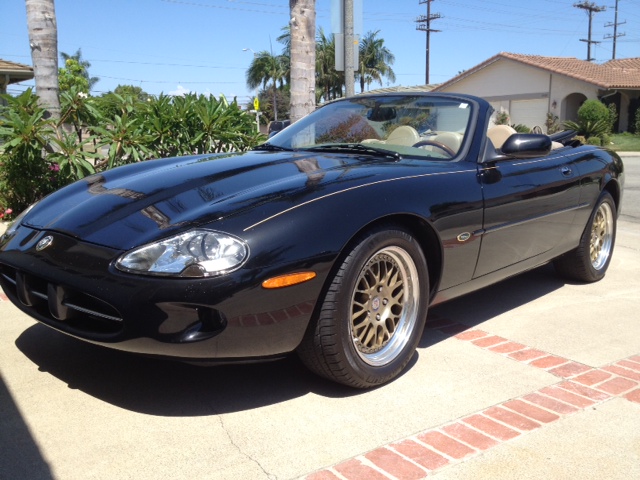1999 JAGUAR XK8 CONVERTIBLE
