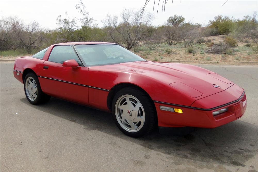 1989 CHEVROLET CORVETTE 2 DOOR COUPE