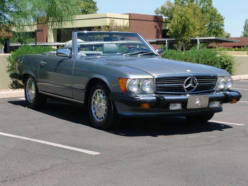 1987 MERCEDES-BENZ 560SL CONVERTIBLE