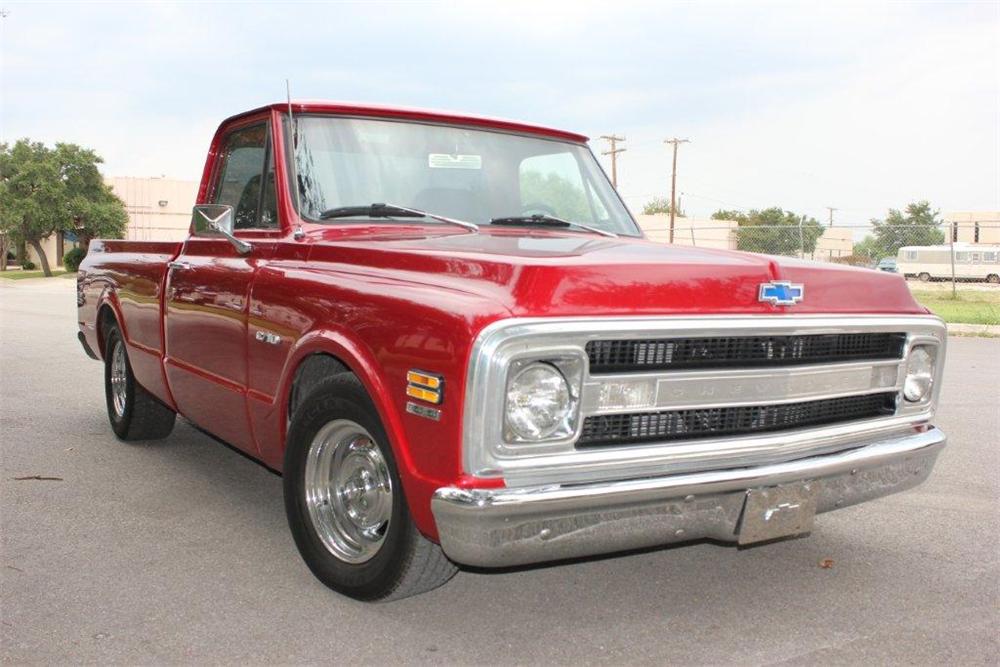 1970 CHEVROLET C-10 CUSTOM PICKUP