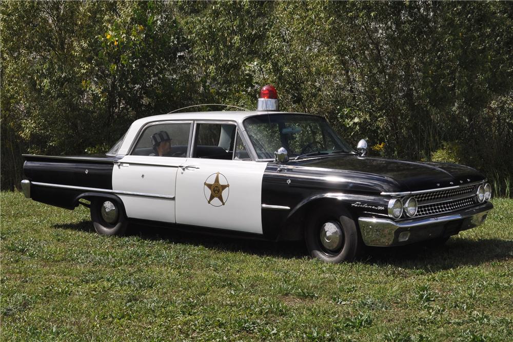 1961 FORD FAIRLANE 500 CUSTOM MAYBERRY POLICE CAR