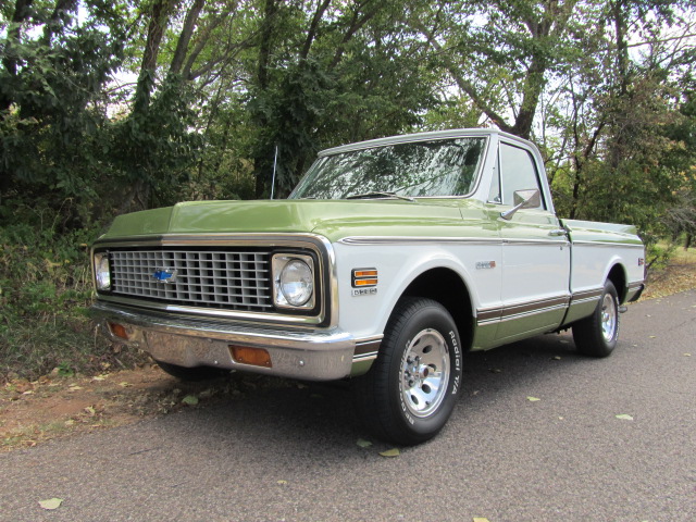 1971 CHEVROLET C-10 SHORT WIDE BED PICKUP