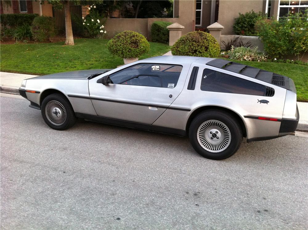 1981 DELOREAN DMC-12 GULLWING