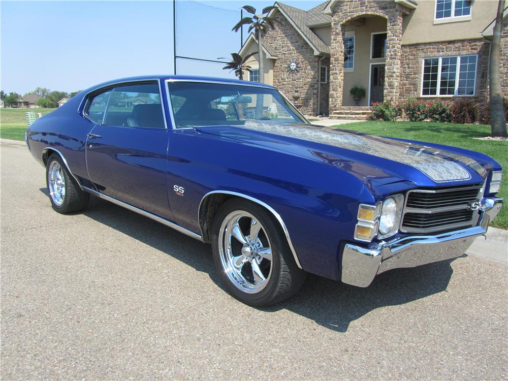 1972 CHEVROLET CHEVELLE CUSTOM 2 DOOR HARDTOP