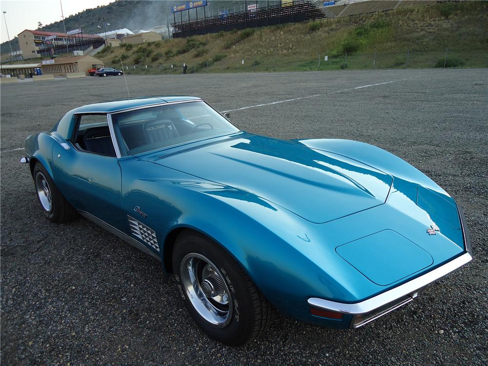 1972 CHEVROLET CORVETTE 2 DOOR COUPE
