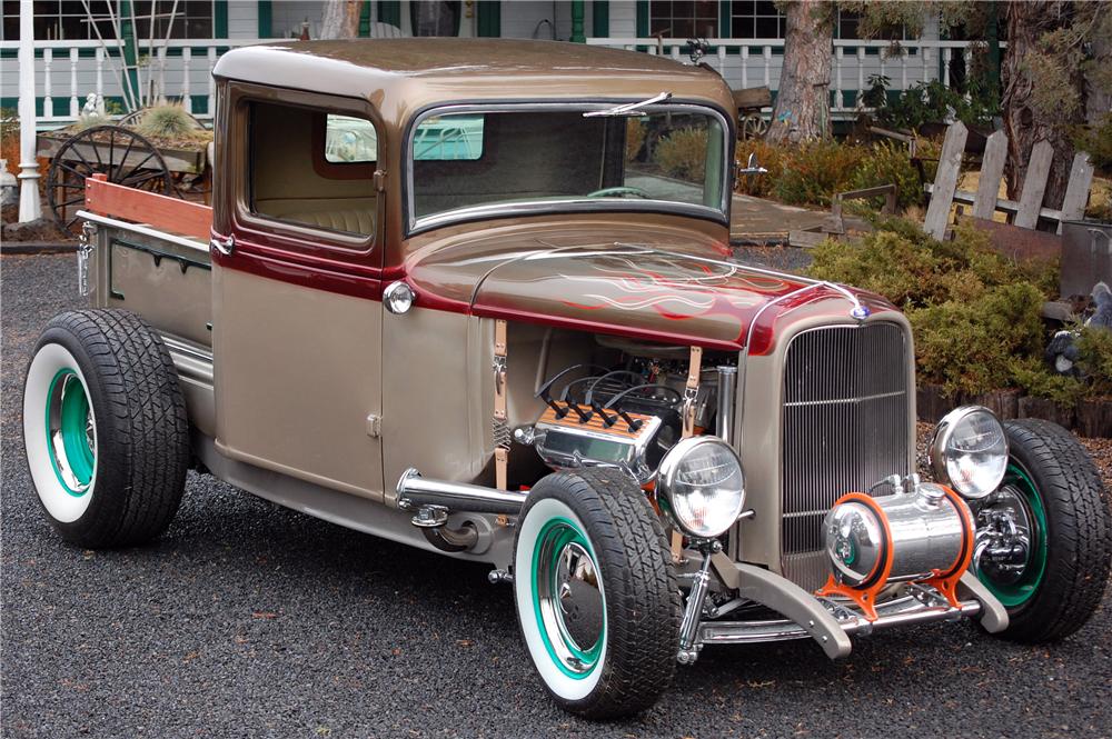 1933 FORD CUSTOM PICKUP