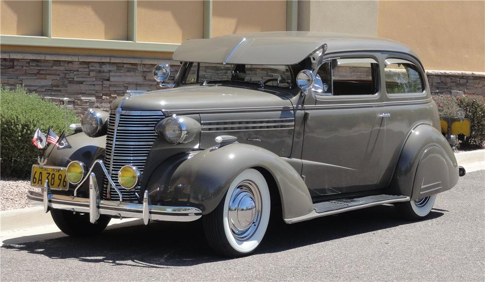 1938 CHEVROLET MASTER CUSTOM 2 DOOR SEDAN