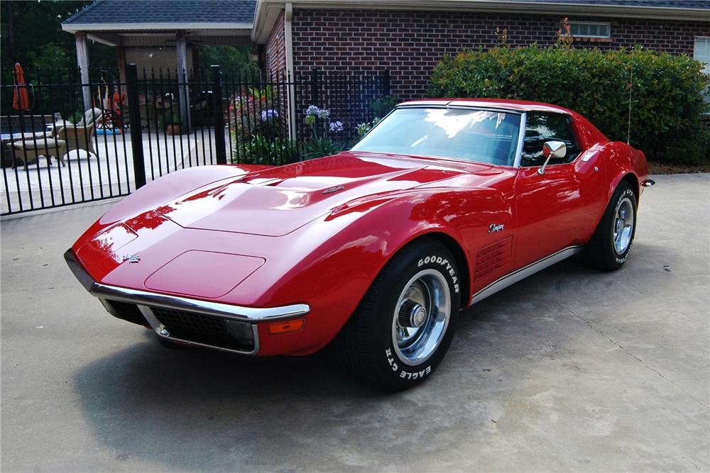 1971 CHEVROLET CORVETTE 2 DOOR COUPE