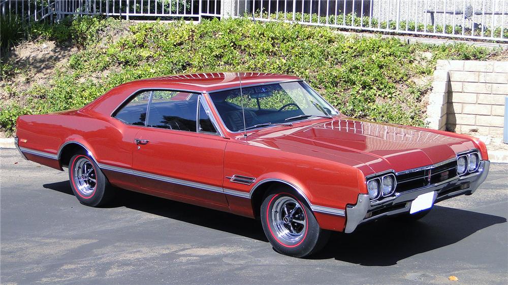 1966 OLDSMOBILE 442 2 DOOR HARDTOP