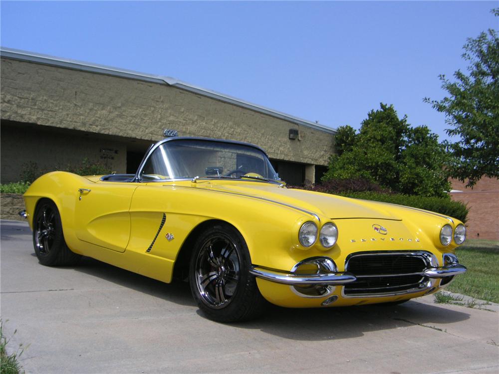 1962 CHEVROLET CORVETTE CUSTOM CONVERTIBLE