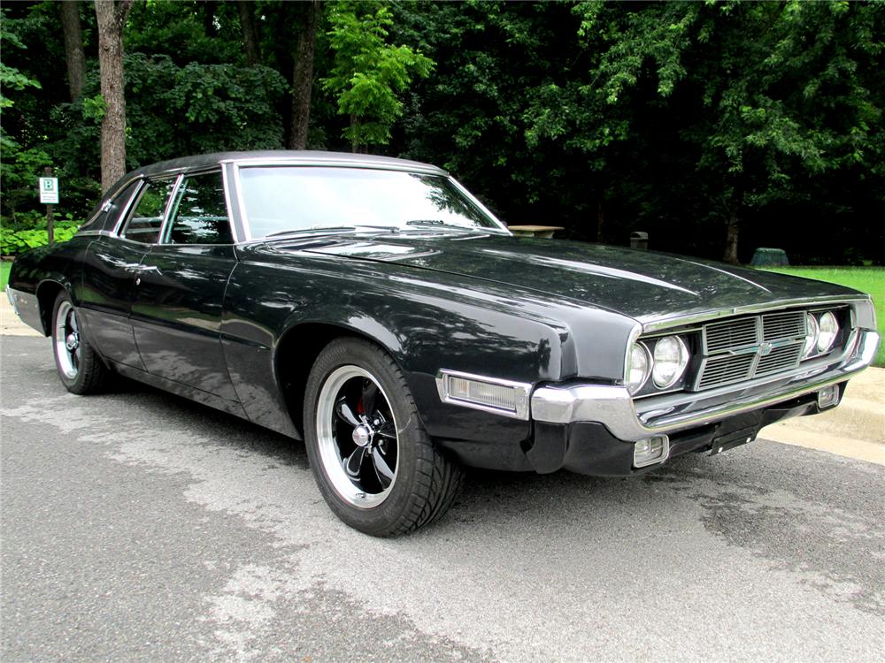 1969 FORD THUNDERBIRD LANDAU SEDAN