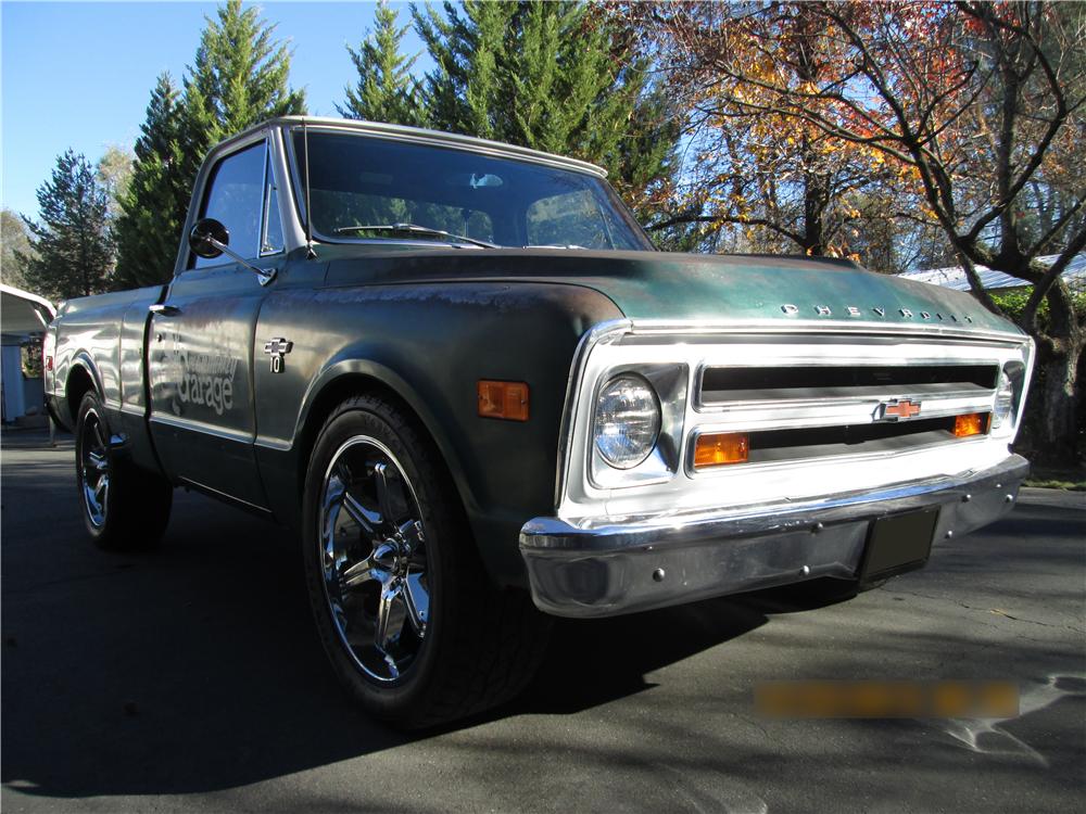 1968 CHEVROLET C-10 PICKUP