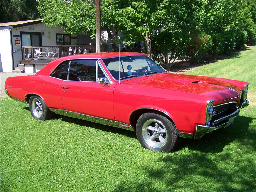 1967 PONTIAC GTO 2 DOOR HARDTOP