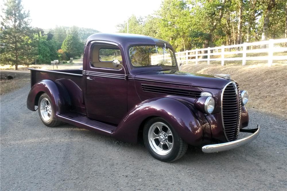 1938 FORD CUSTOM PICKUP