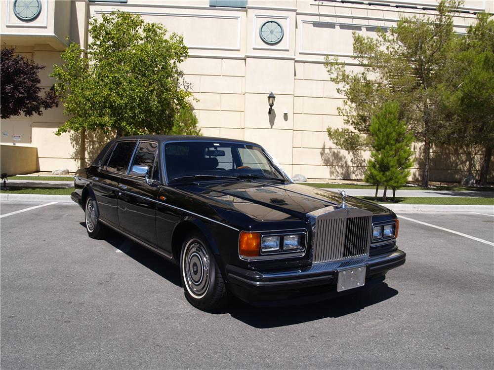1989 ROLLS-ROYCE SILVER SPUR 4 DOOR SEDAN