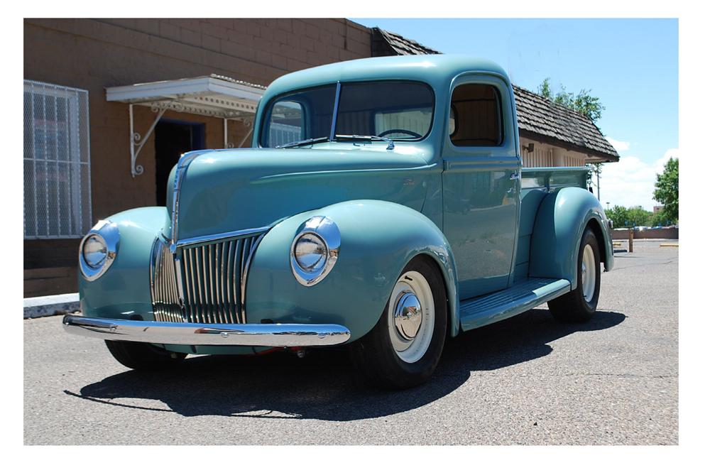 1940 FORD CUSTOM PICKUP