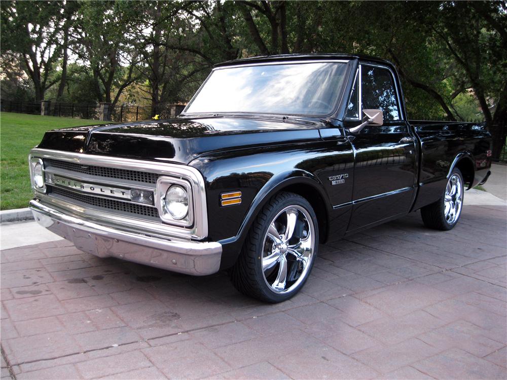 1969 CHEVROLET C-10 CUSTOM PICKUP