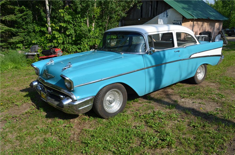 1957 CHEVROLET 210 CUSTOM 2 DOOR POST