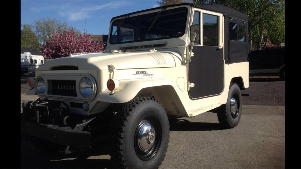 1966 TOYOTA LAND CRUISER FJ-40 4X4