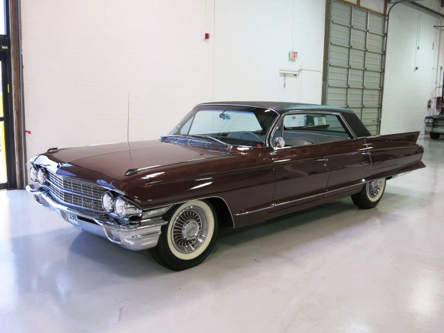 1962 CADILLAC SERIES 62 SEDAN