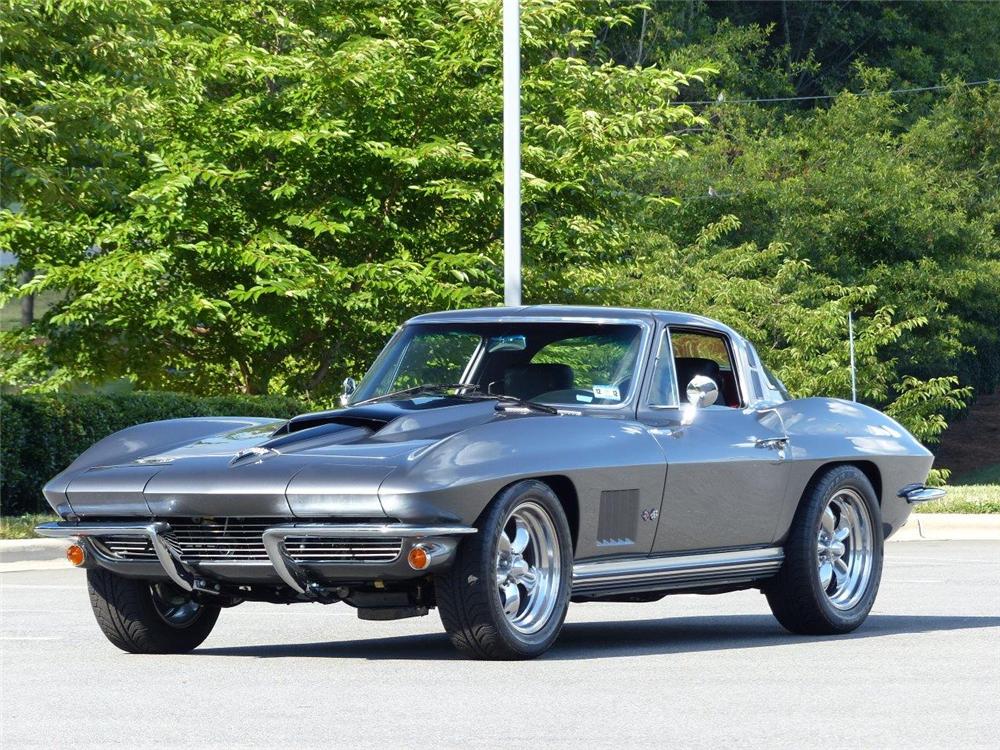 1964 CHEVROLET CORVETTE CUSTOM 2 DOOR COUPE