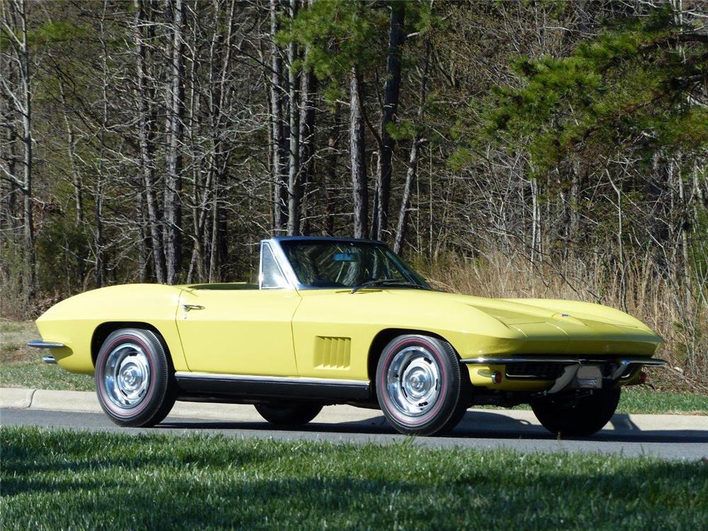 1967 CHEVROLET CORVETTE CONVERTIBLE