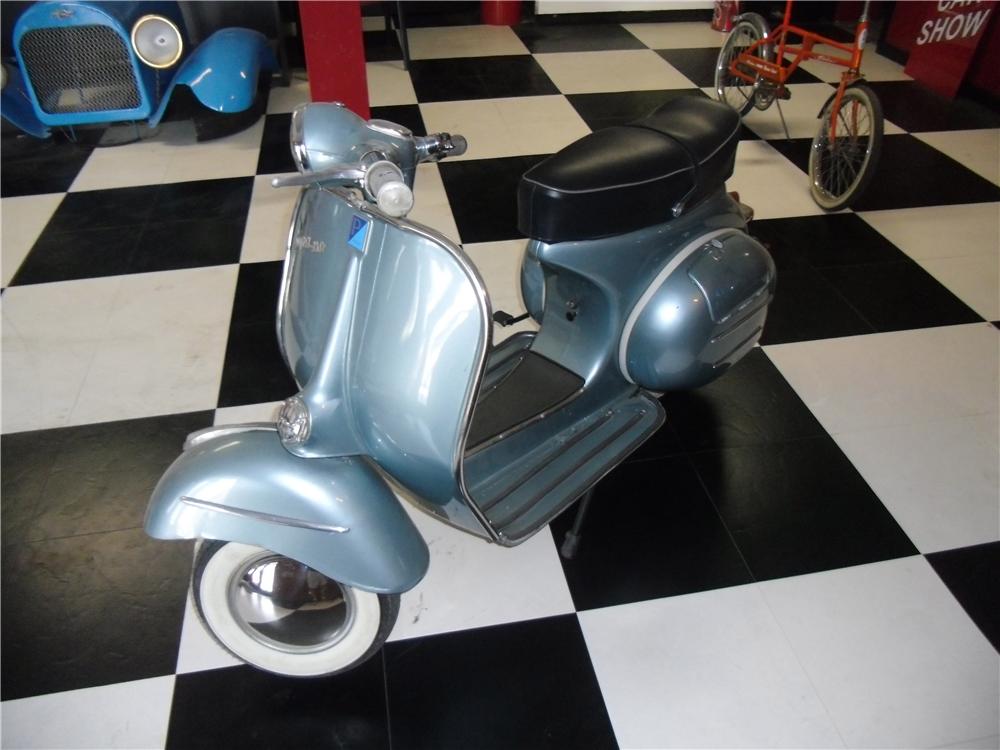 1959 VESPA SCOOTER 