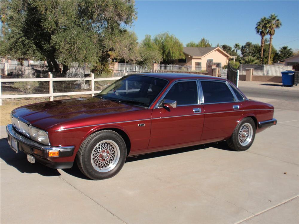 1990 JAGUAR XJ 6 VANDEN PLAS 4 DOOR SEDAN