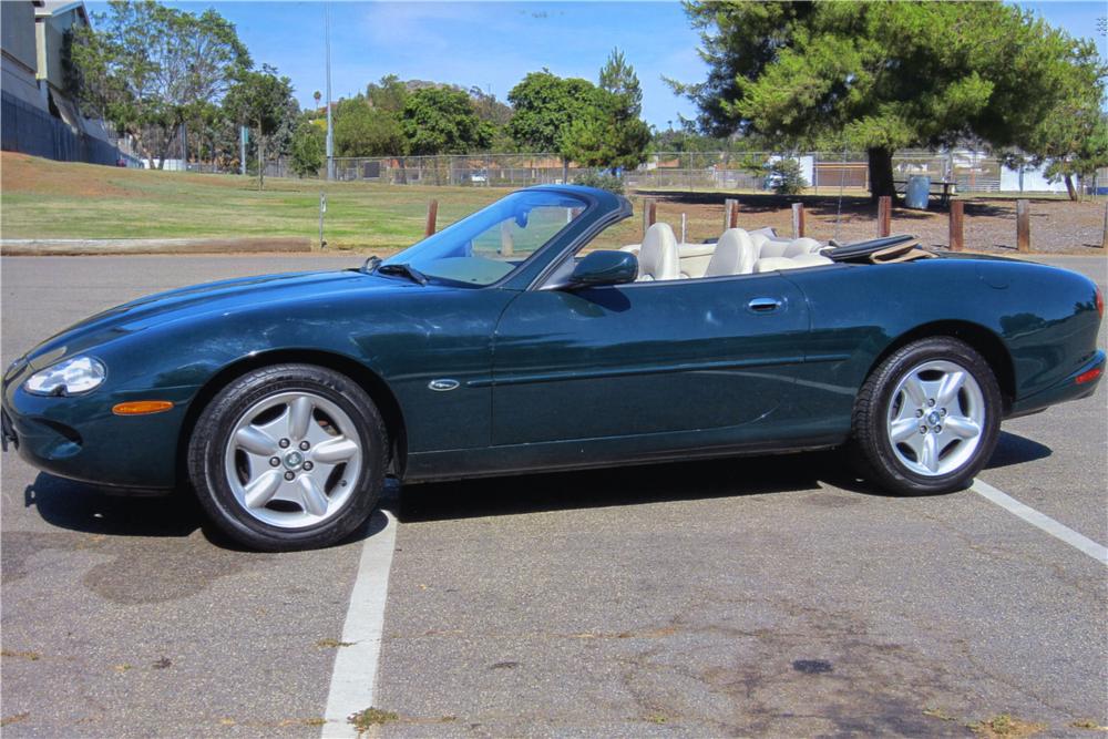 1999 JAGUAR XK8 CONVERTIBLE