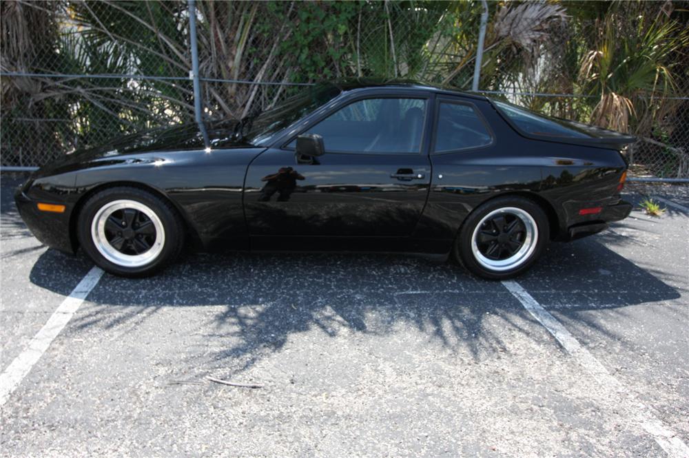 1986 PORSCHE TURBO 2 DOOR COUPE