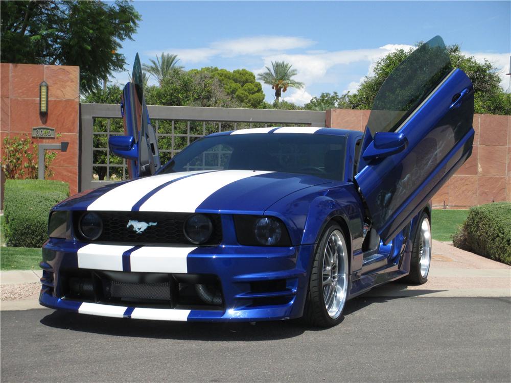 2005 FORD MUSTANG GT CUSTOM 2 DOOR COUPE