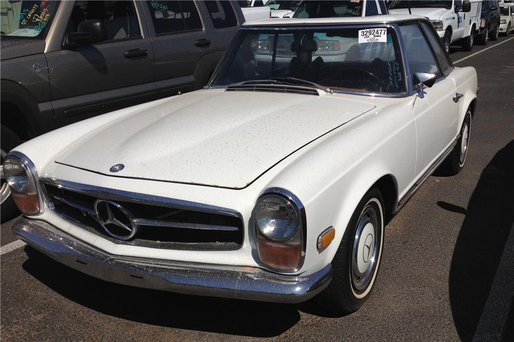 1970 MERCEDES-BENZ 280SL ROADSTER